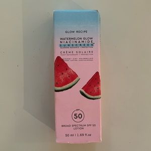 Glow Recipe Watermelon Glow Niacinamide Sunscreen SPF 50